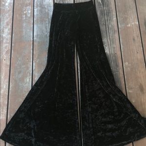 Women’s Crushed Velvet Bellbottoms